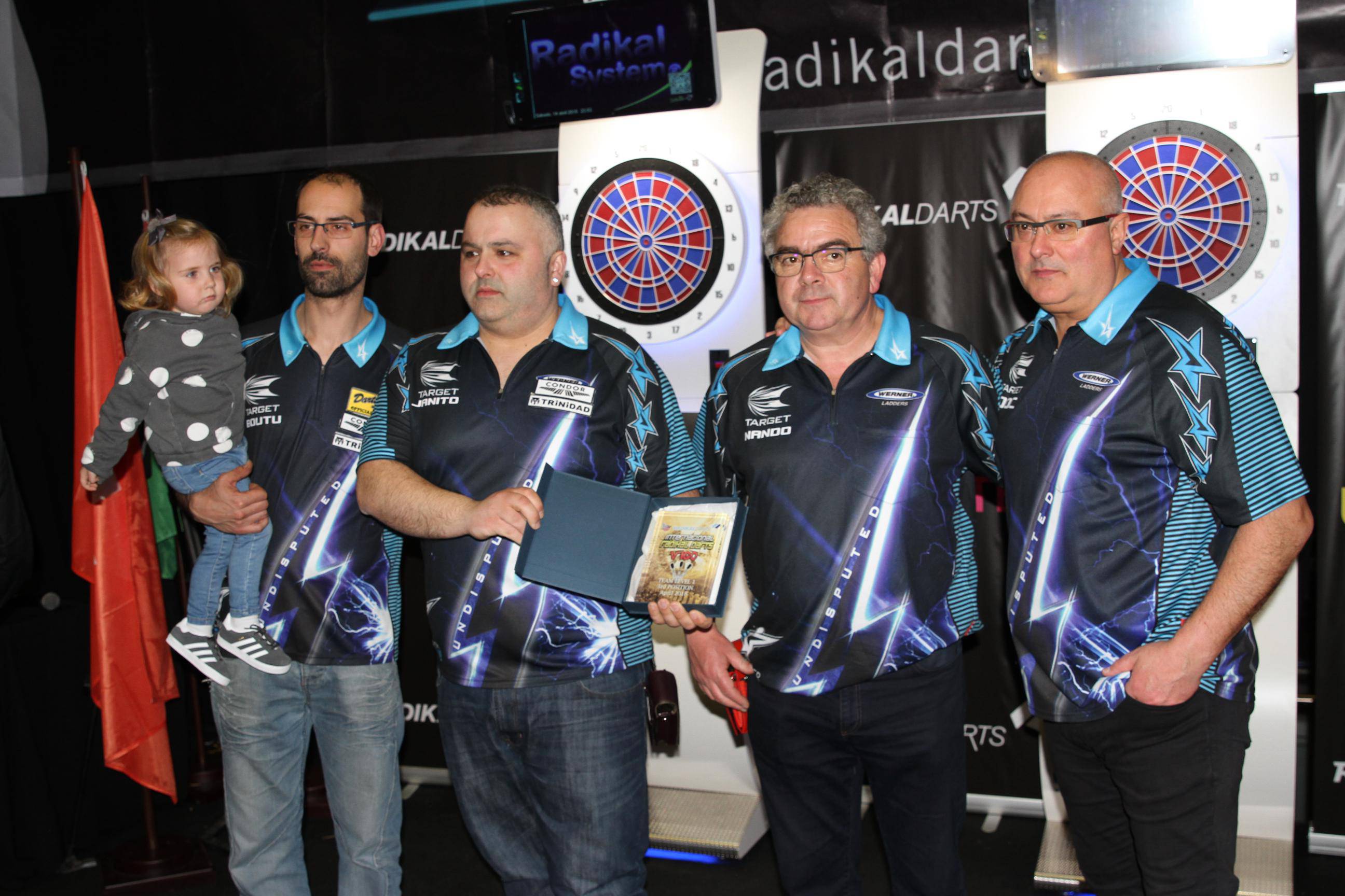 Internacional Radikal Darts 3º La Central Equipos Nivel 1